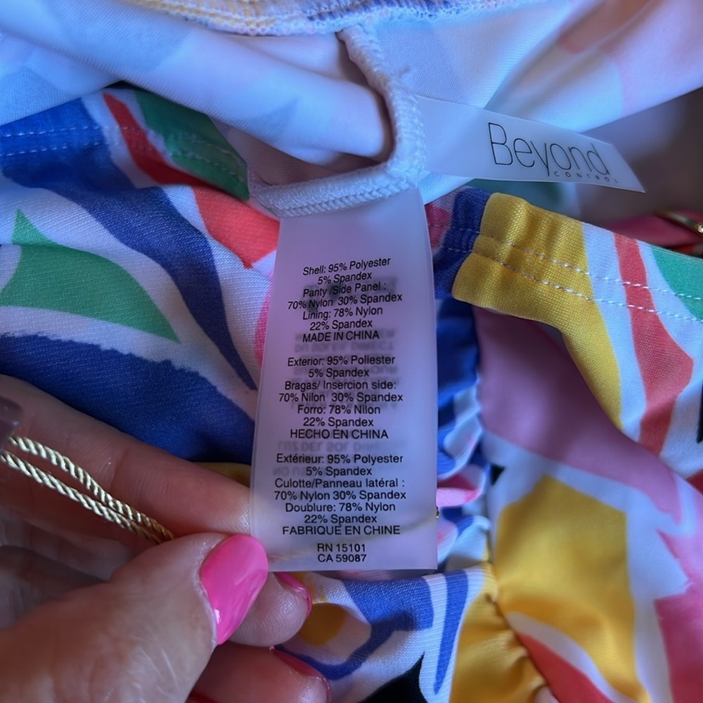 Beyond Control swimwear one piece floral plunging neckline tummy control swim 10 - Picture 6 of 8